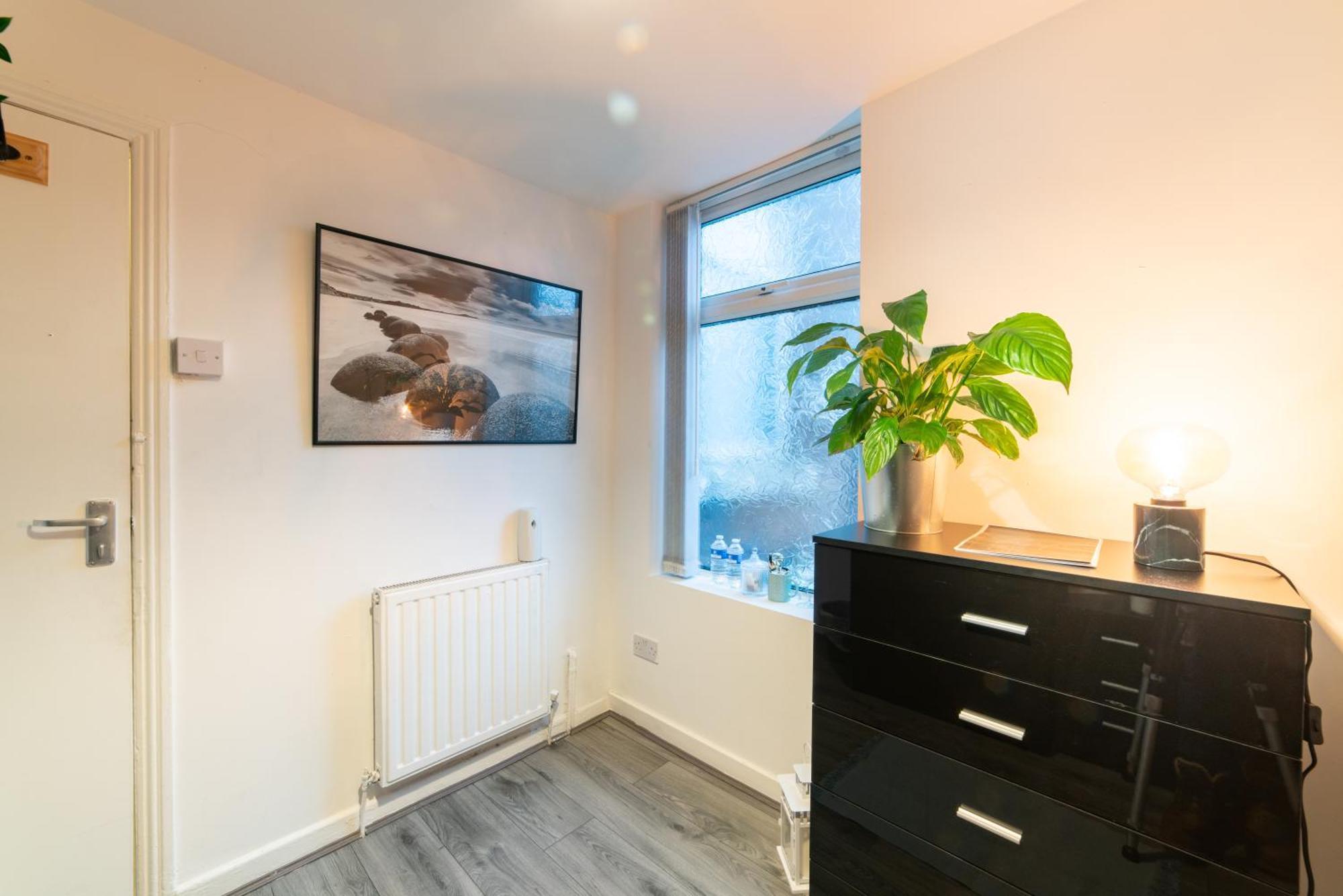 Cozy Rooms In Shared Accommodation Near Anfield Stadium With Parking And Wifi Liverpool Eksteriør bilde